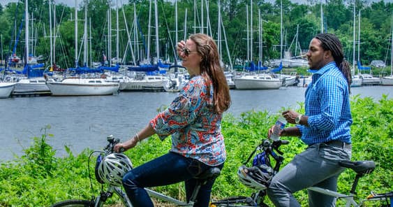 Explore Historic Alexandria by Bike: A Scenic Ride Through Old Town and Beyond