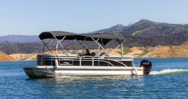 Thrilling Pontoon Adventures at Bidwell Canyon Marina