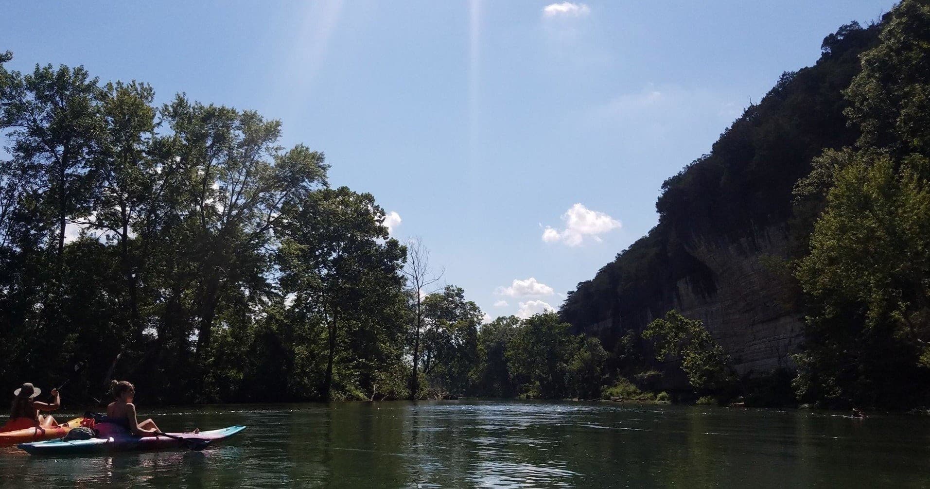 Riverside Camping at Eagles Nest: Water & Electric Sites Near Noel, Missouri