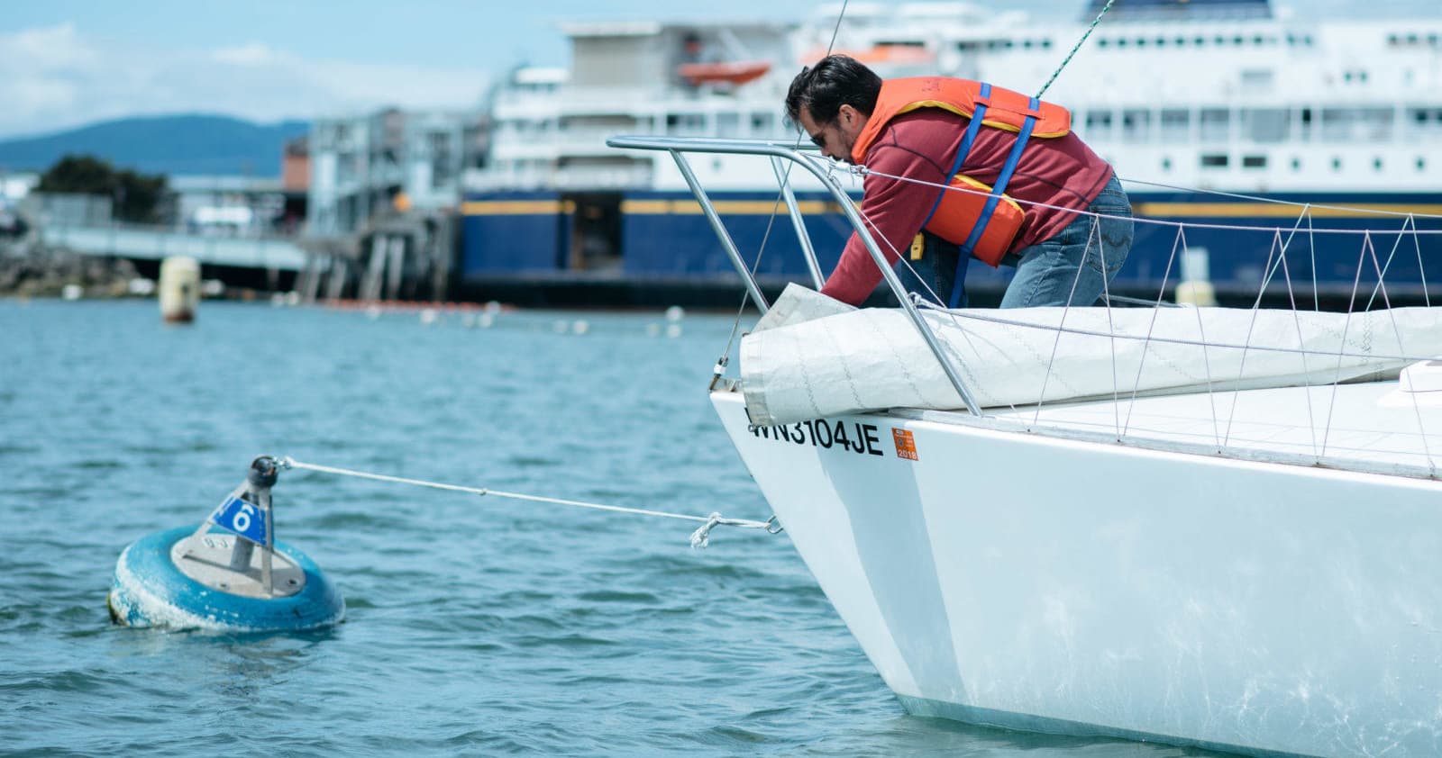 Beginner Keelboat Sailing at Community Boating Center