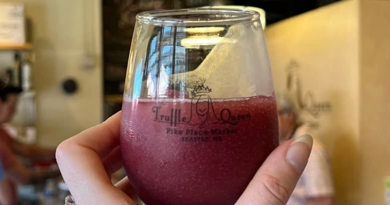 Wine, Bread, Cheese & Chocolate Food Tour in Seattle