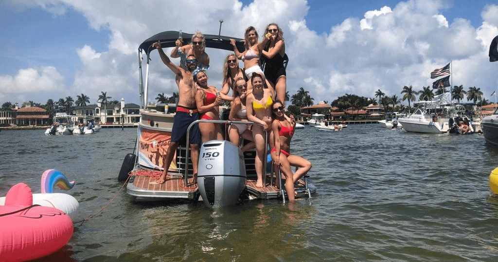 Party Boat Rental - 4 Hour