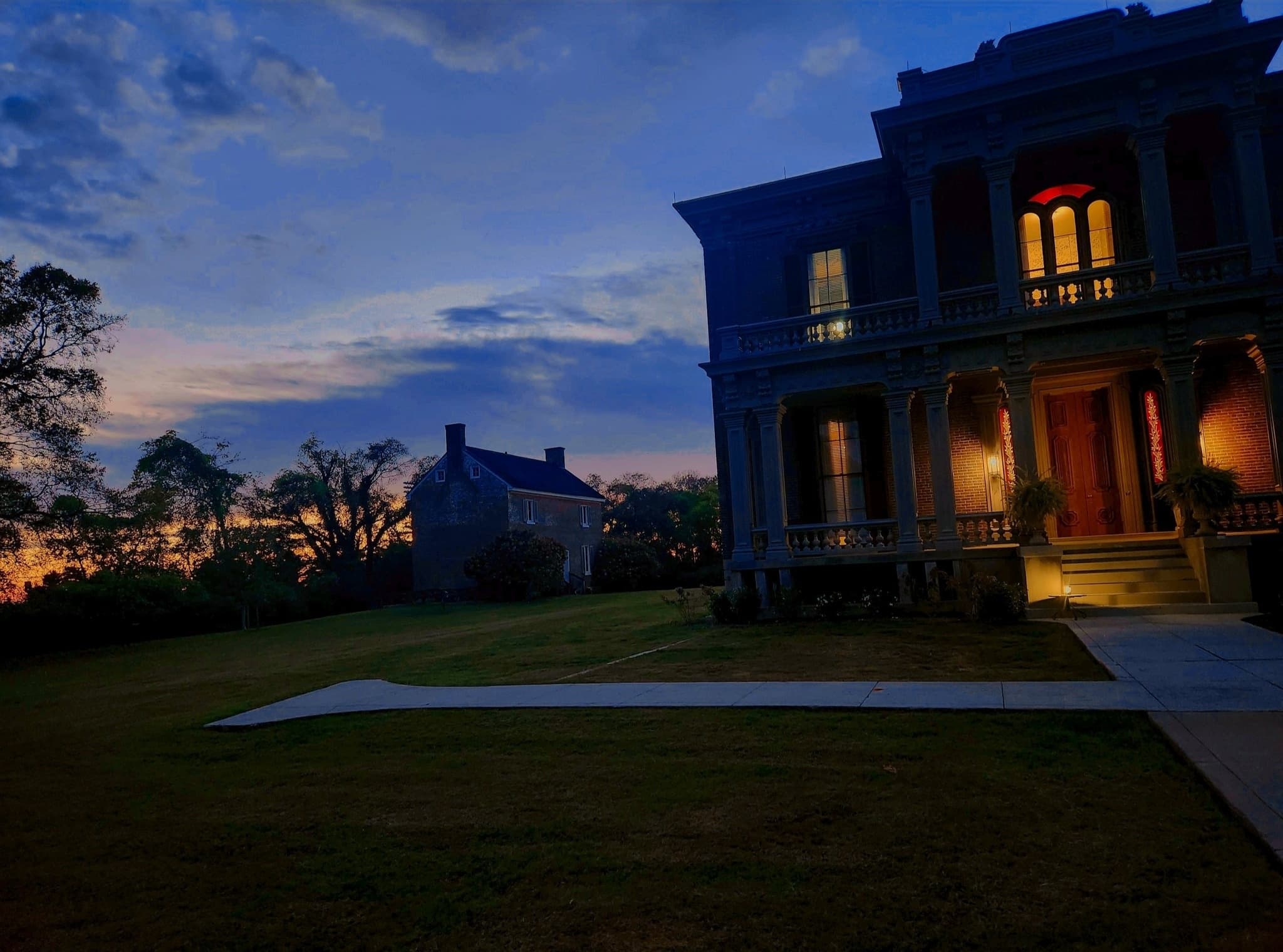 After Dark at Two Rivers Mansion: Paranormal Investigation with Southern Innovative Paranormal
