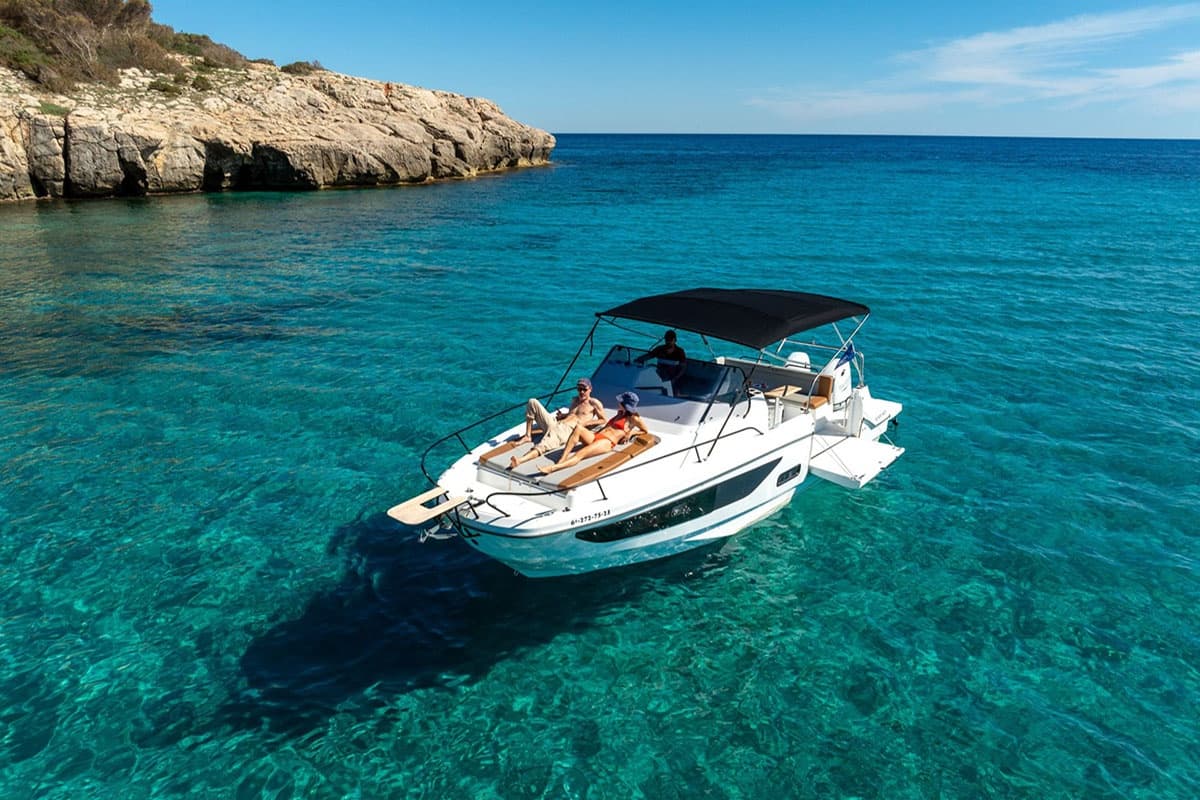 Sail Barcelona’s Coast on the Beneteau Spacedeck 9 "You Planet"