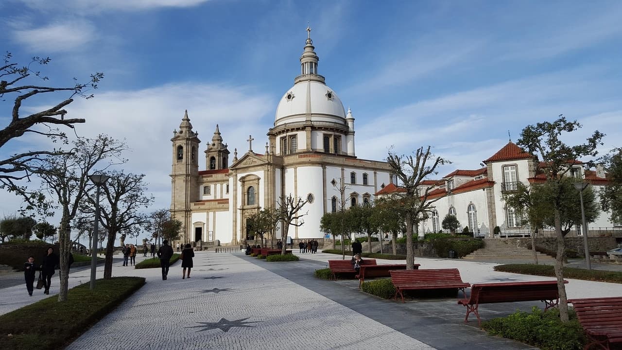 Bom Jesus, Sameiro and Braga Cathedral: 3-Hour Religious Heritage Tour in Braga