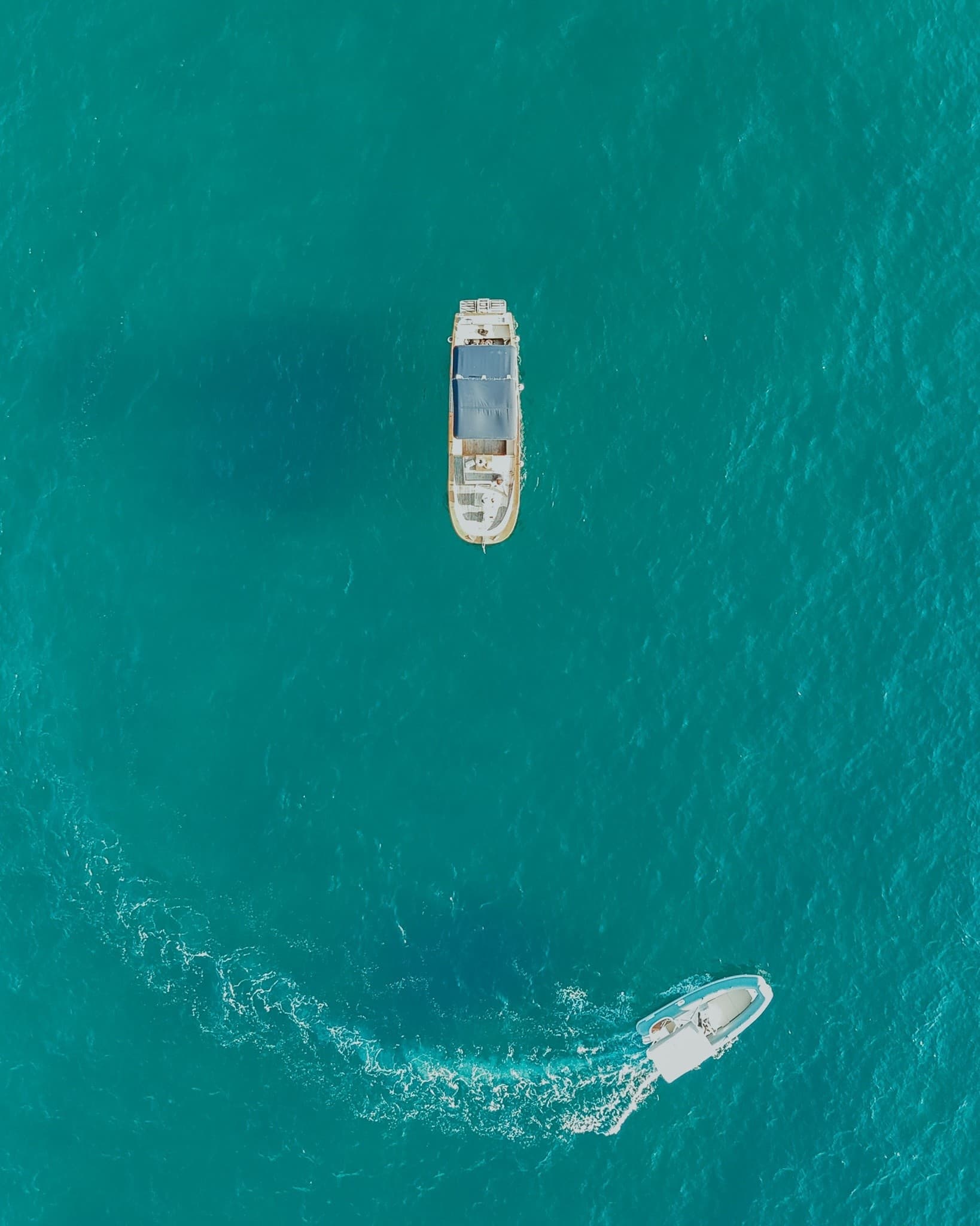 A Day Aboard the Gozzo Aprea 750 — Forio to Ischia’s Volcanic Coves