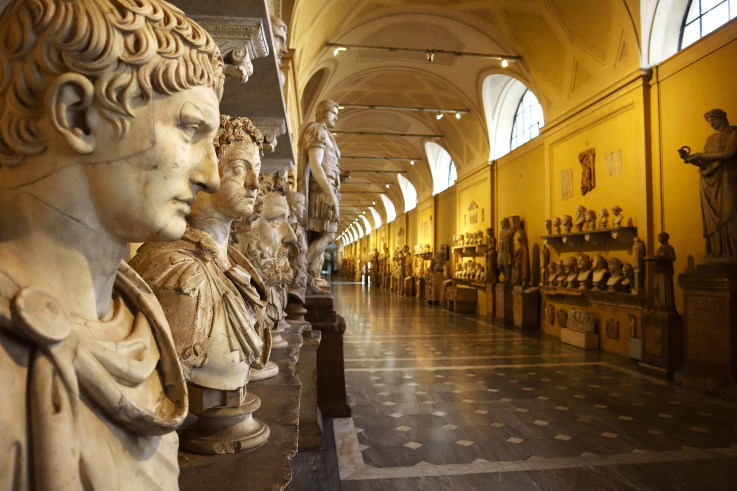 Cultural Art Tour: Vatican Museums & Sistine Chapel Experience with Loving Rome