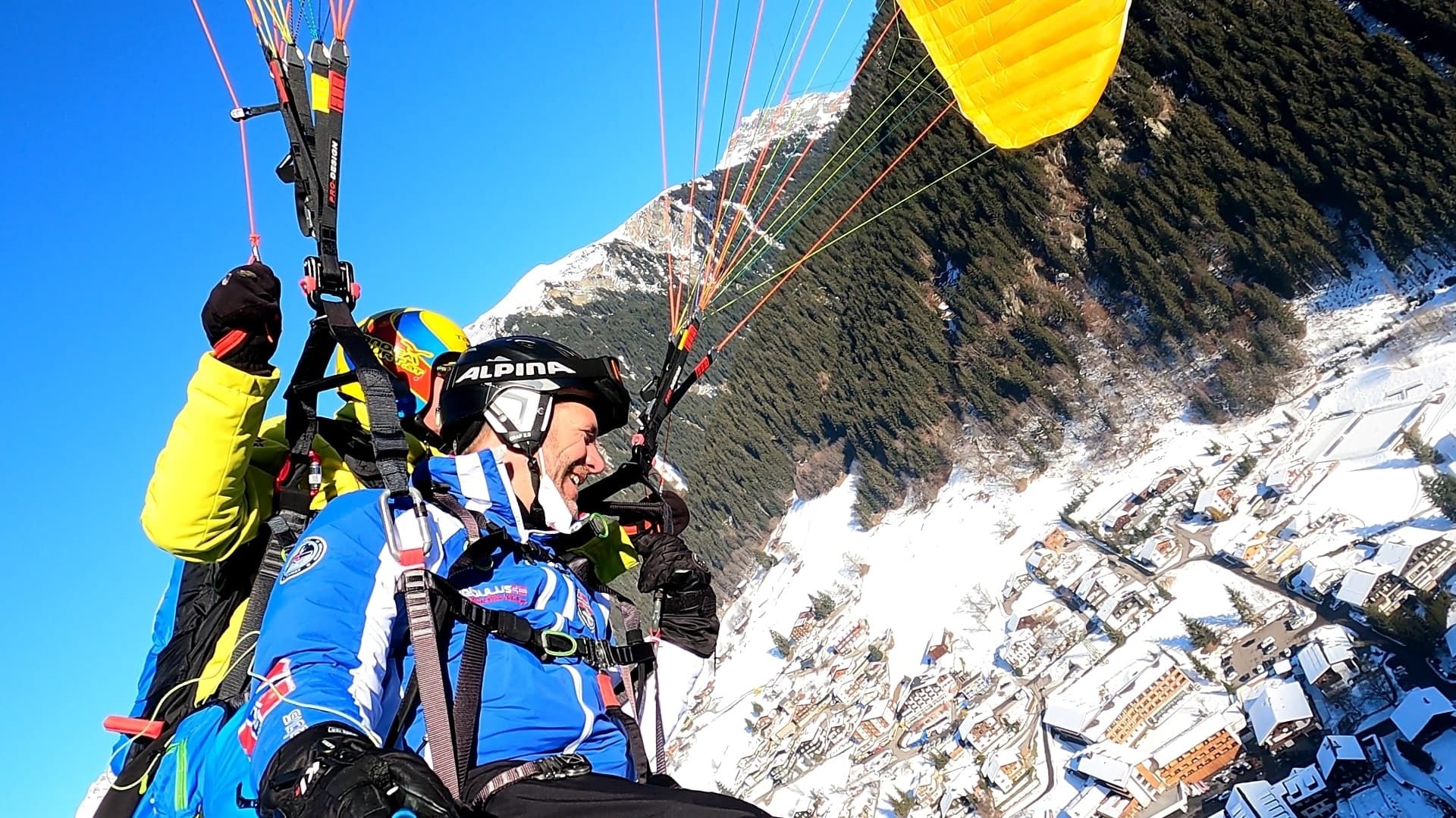 Paragliding in Montafon with Tandem Kurt Paragleitflüge