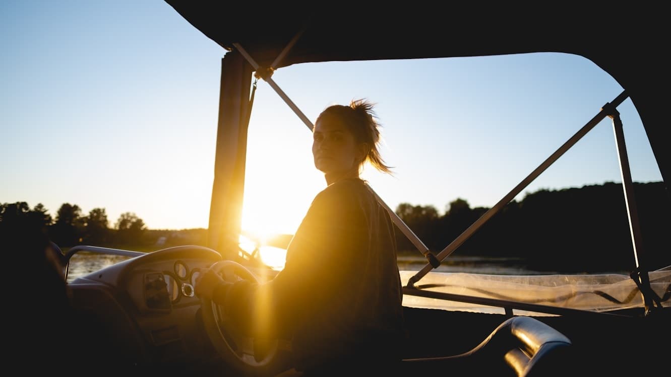 Madame Layton: 3-Day Crest Pontoon Rentals on Okauchee Lake