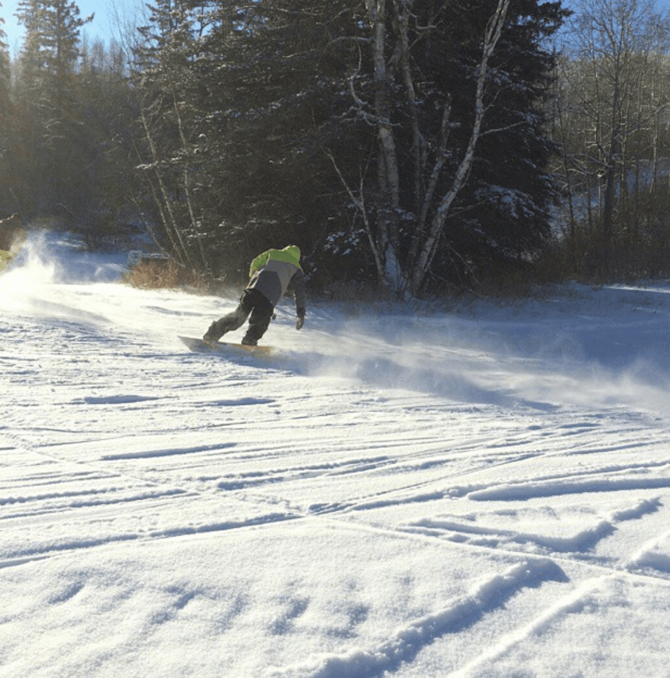 Duck Mountain Day Pass: 40 Acres of Groomed Runs Near Markham, Ontario