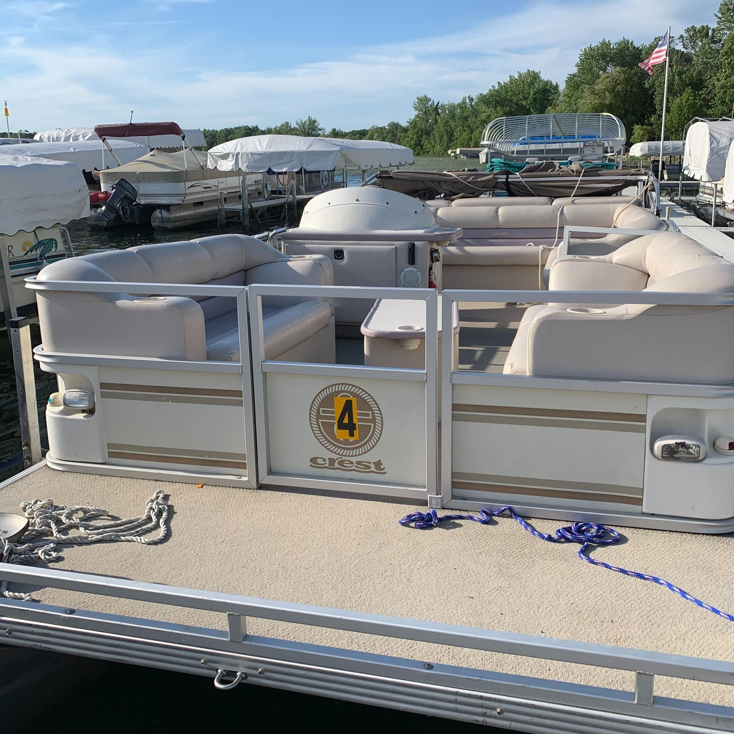 Pontoons & Watercraft Fun at Lake Carlos Marina