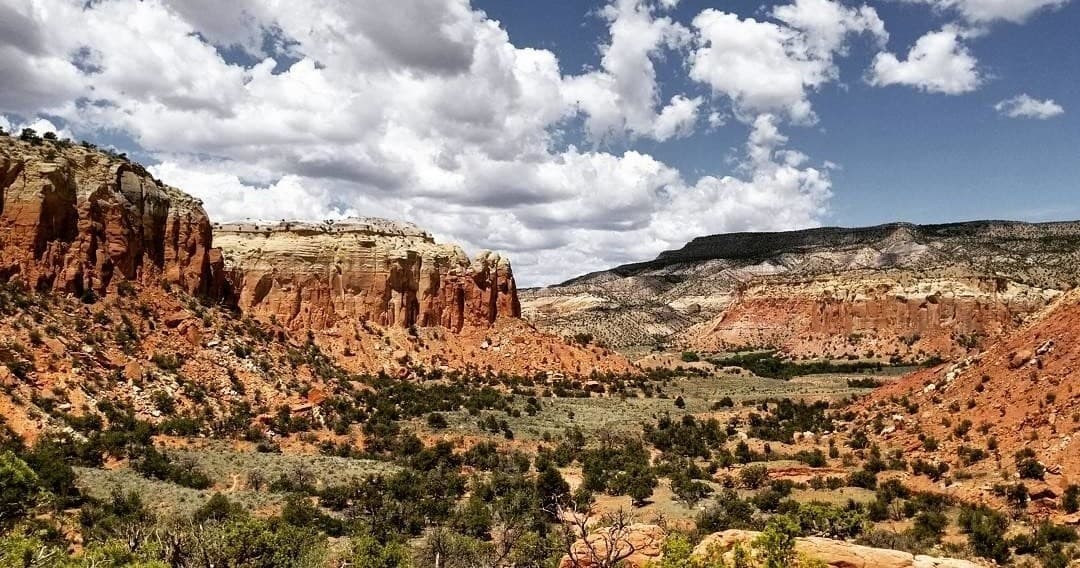 Ghost Ranch & Abiquiu Tour: Santa Fe's Scenic Escape