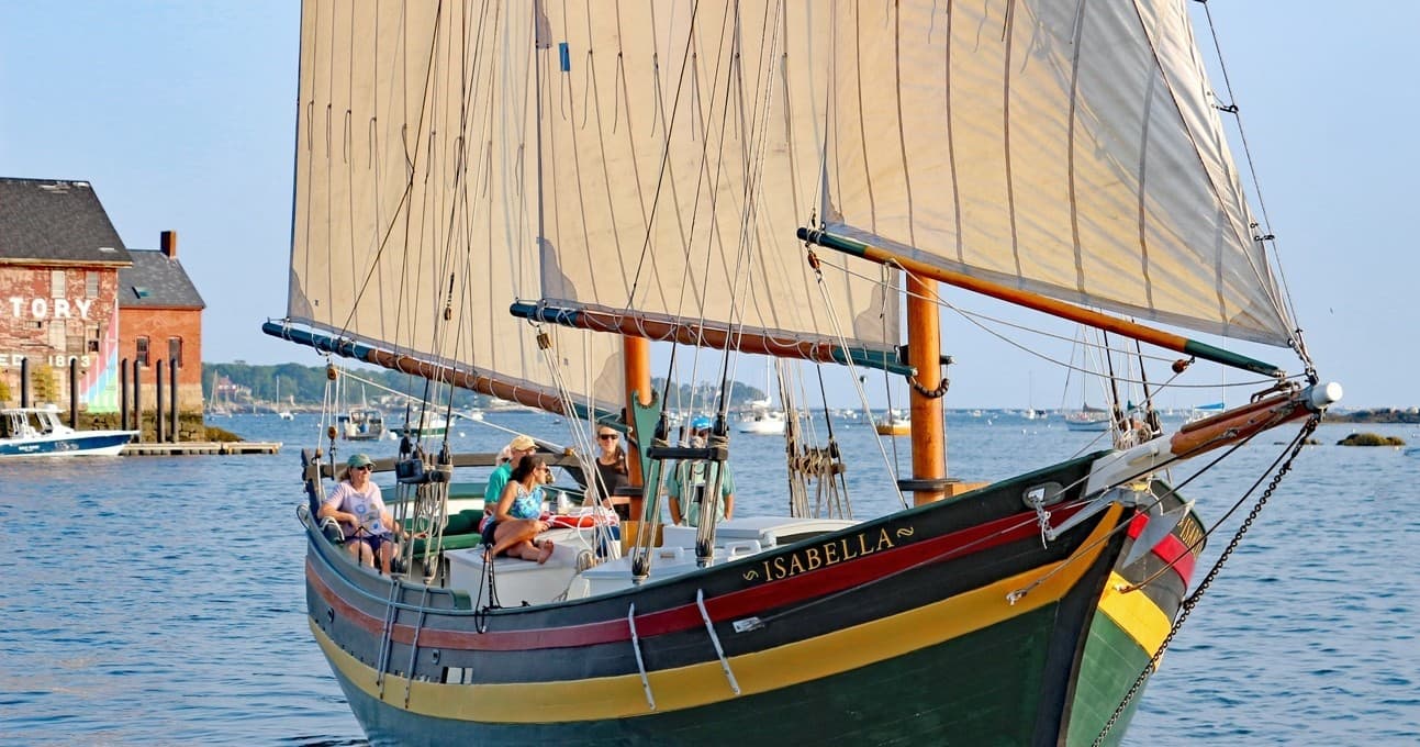 Water Activities: Discover Sailing with Isabella Private Charters