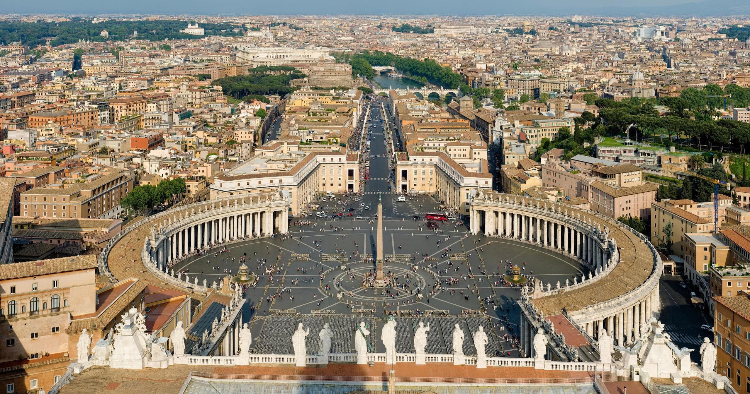 Panoramic aerial view of St. Peter's Square in Vatican