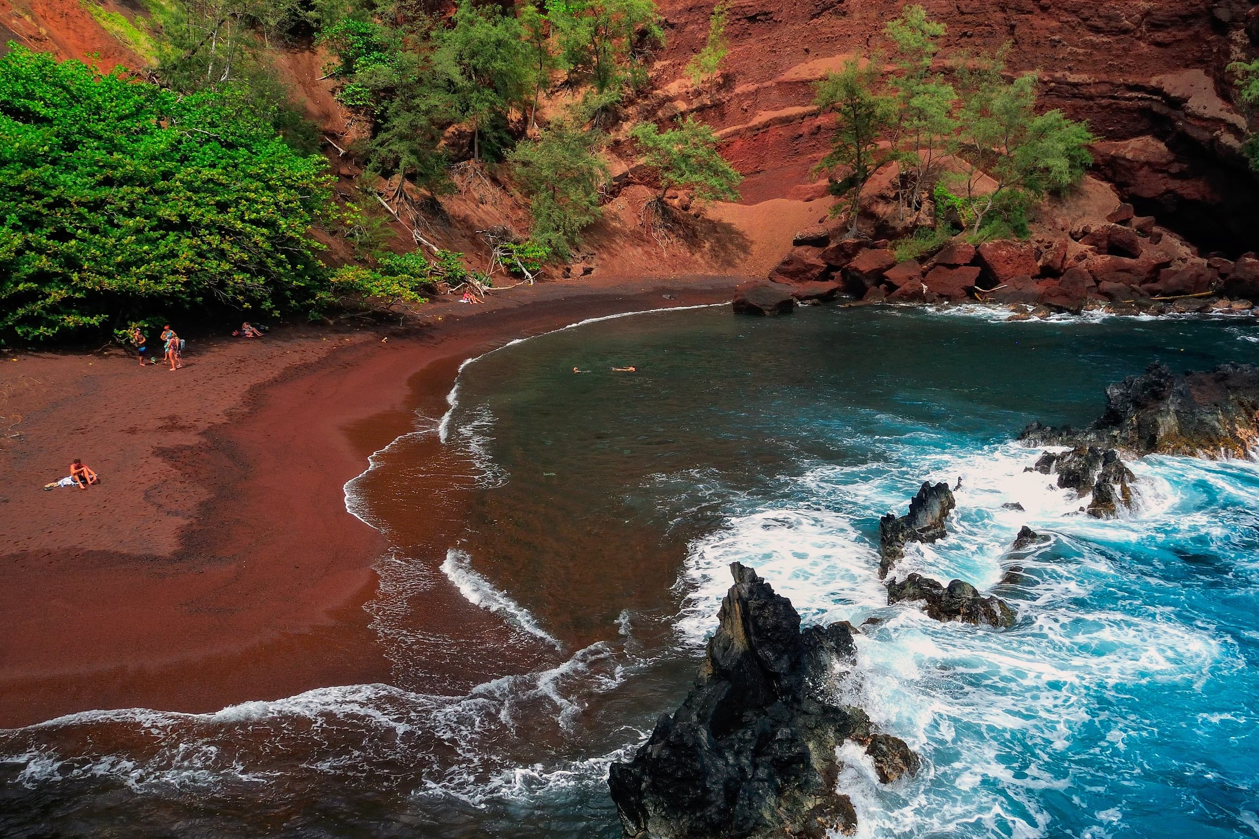 Seamless Kahului Hotel to Airport Private Transfer