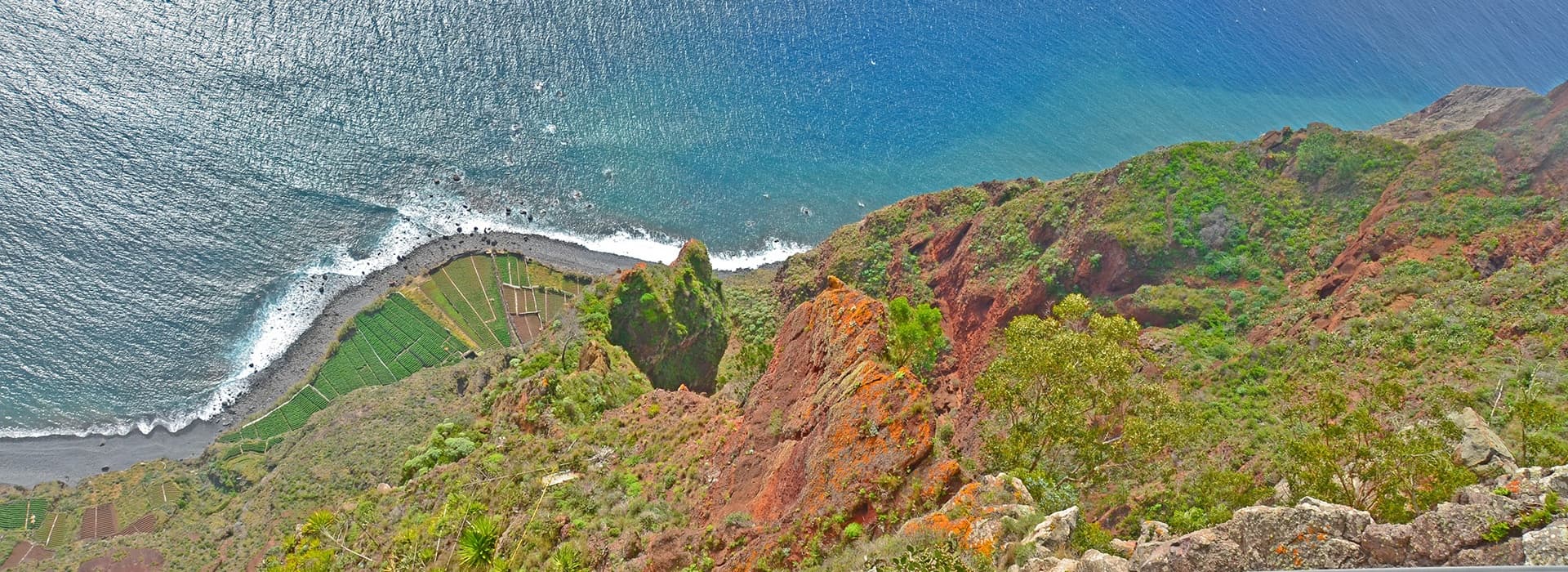 Central Tour: 4-Hour Madeira Off-Road Adventure to Curral das Freiras & Cabo Girão
