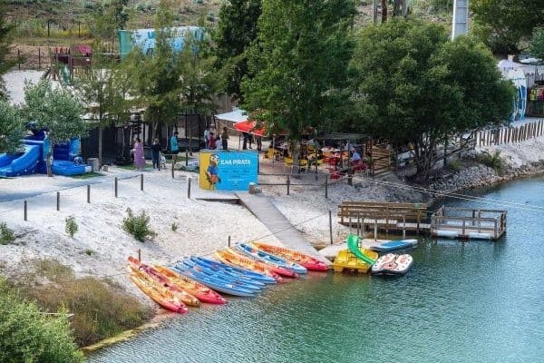 Half-Hour Canoe on the Campelos Lagoon: Canoagem for Families Near Lisbon photo 1