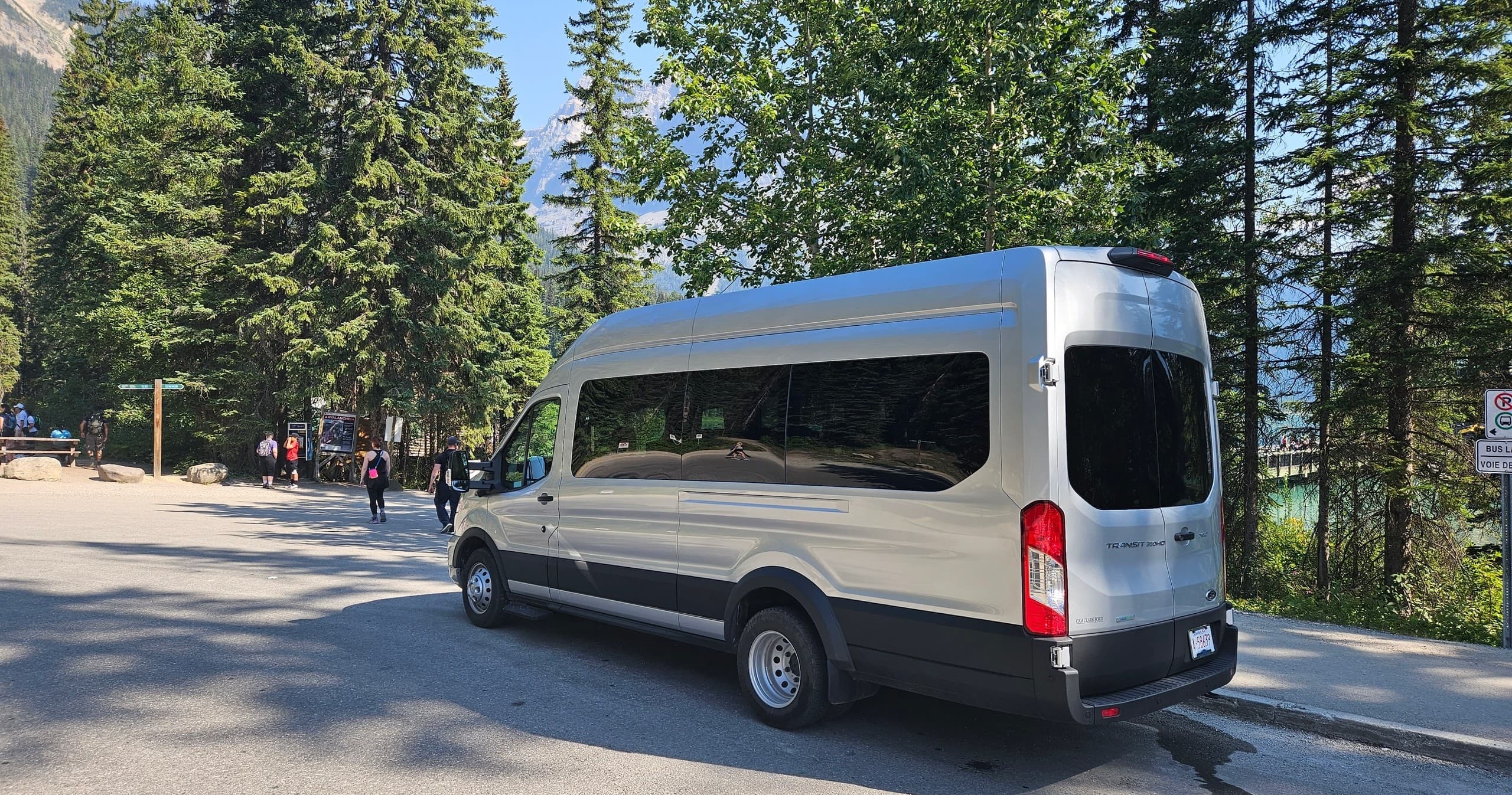 Private Transfers from Calgary to Panorama & Banff Adventures