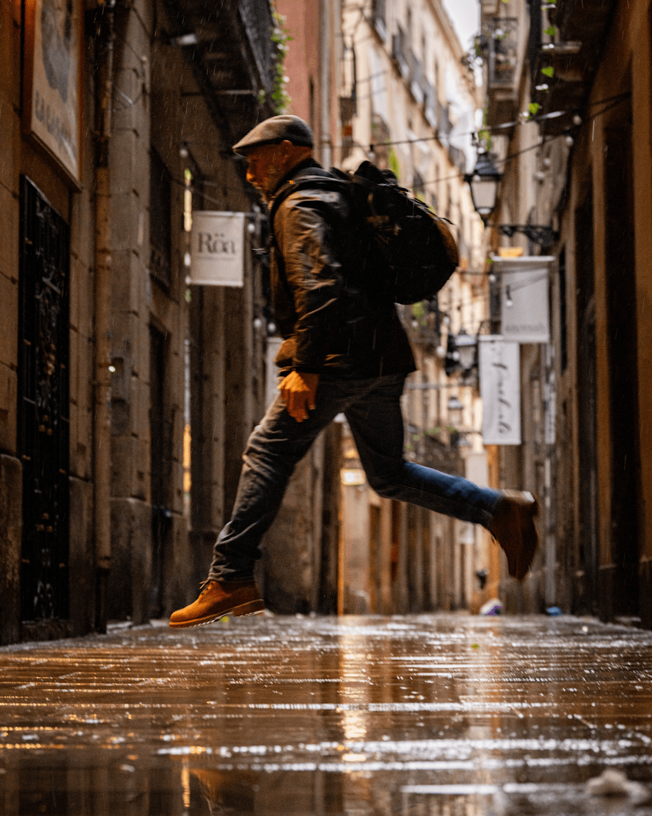 Sunset Photo Workshop in Barcelona’s Gothic Quarter and Nautical Bus photo 2