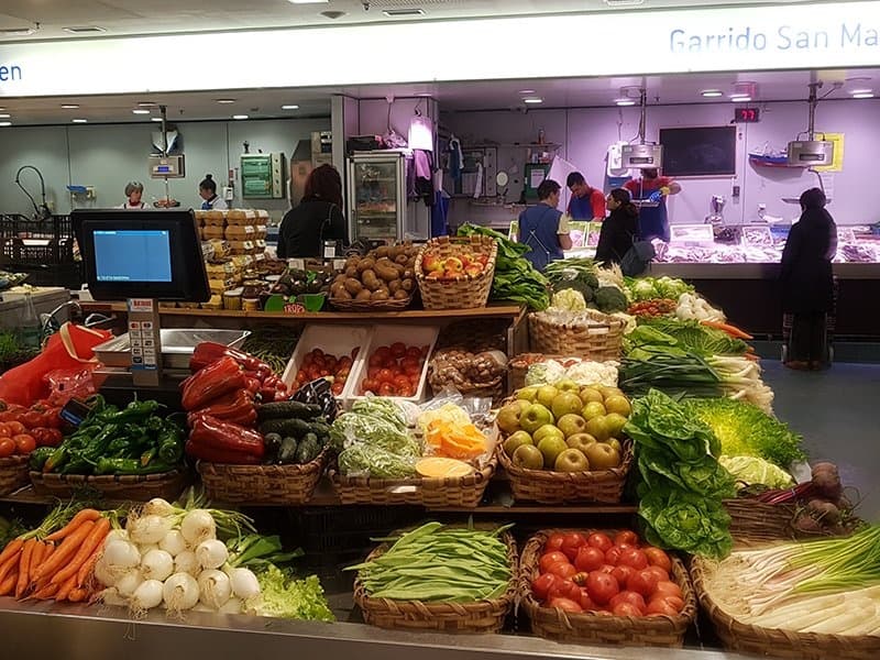 Basque Market & Wine Tasting with Go Basque in Donostia