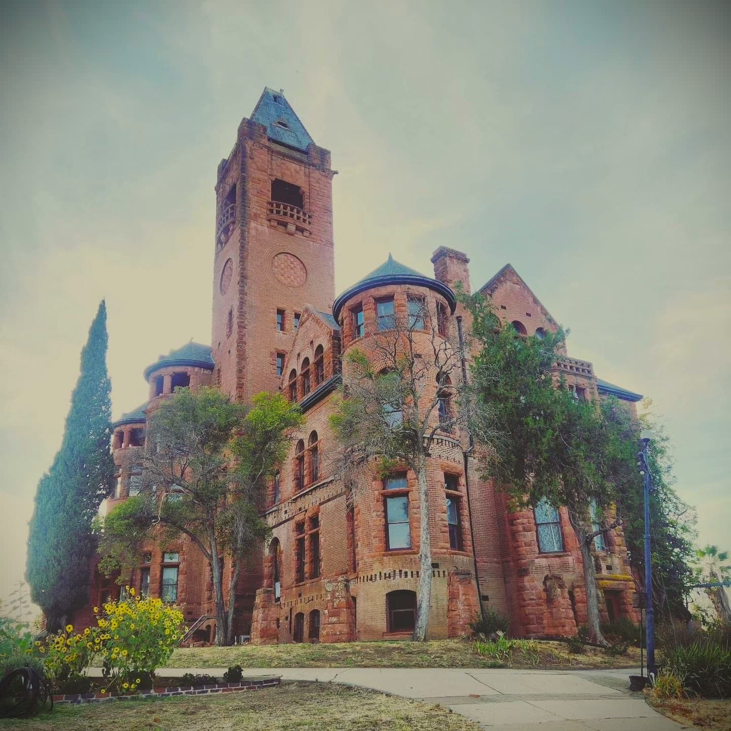 Historical Tours at Preston Castle Foundation - Discover the Past