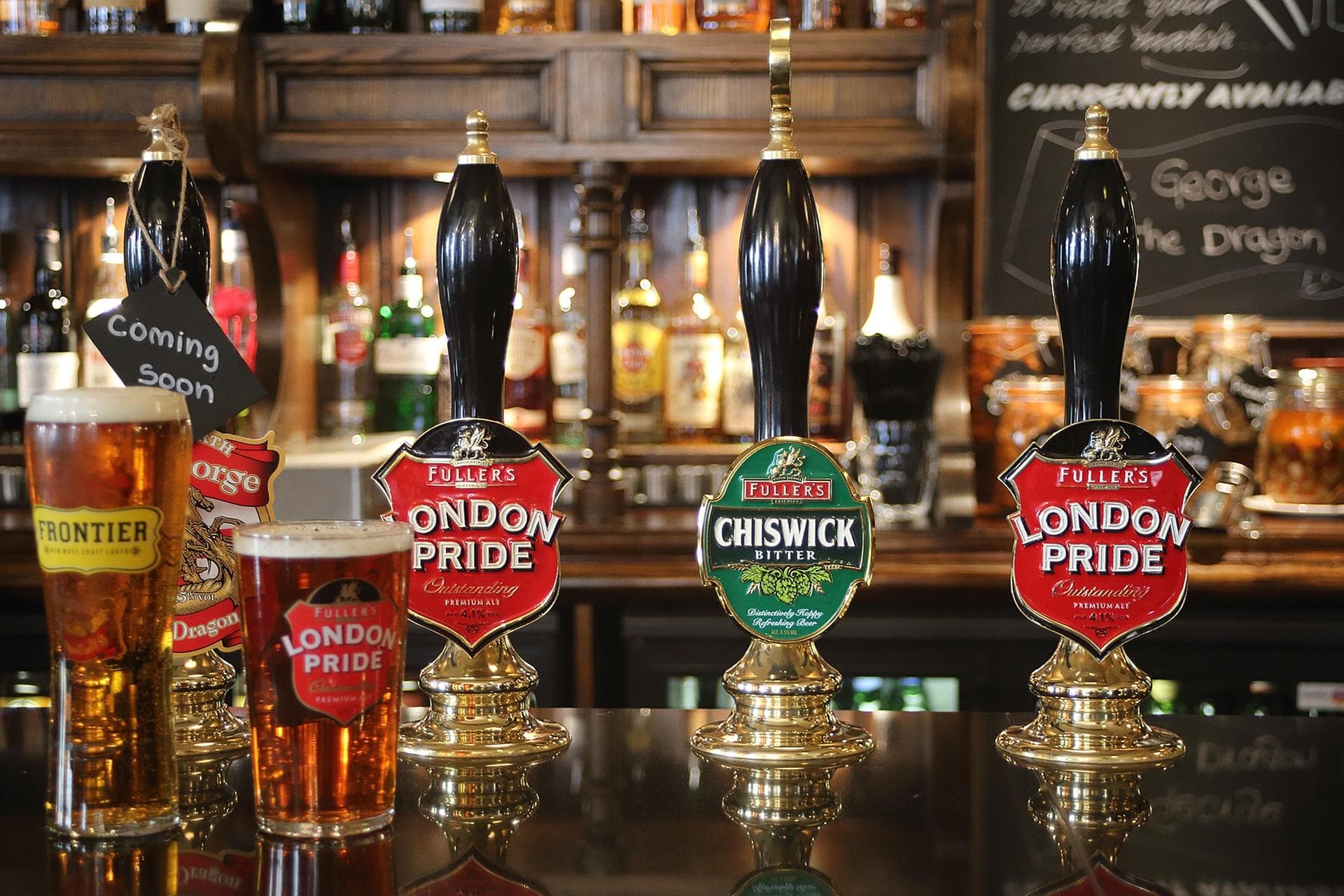 Historic Pub Evening Tour with Londra Culturale