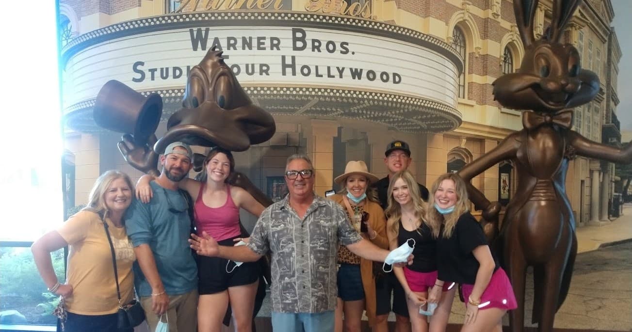 Hollywood Warner Brothers & Hollywood Blvd Tour from Huntington Beach