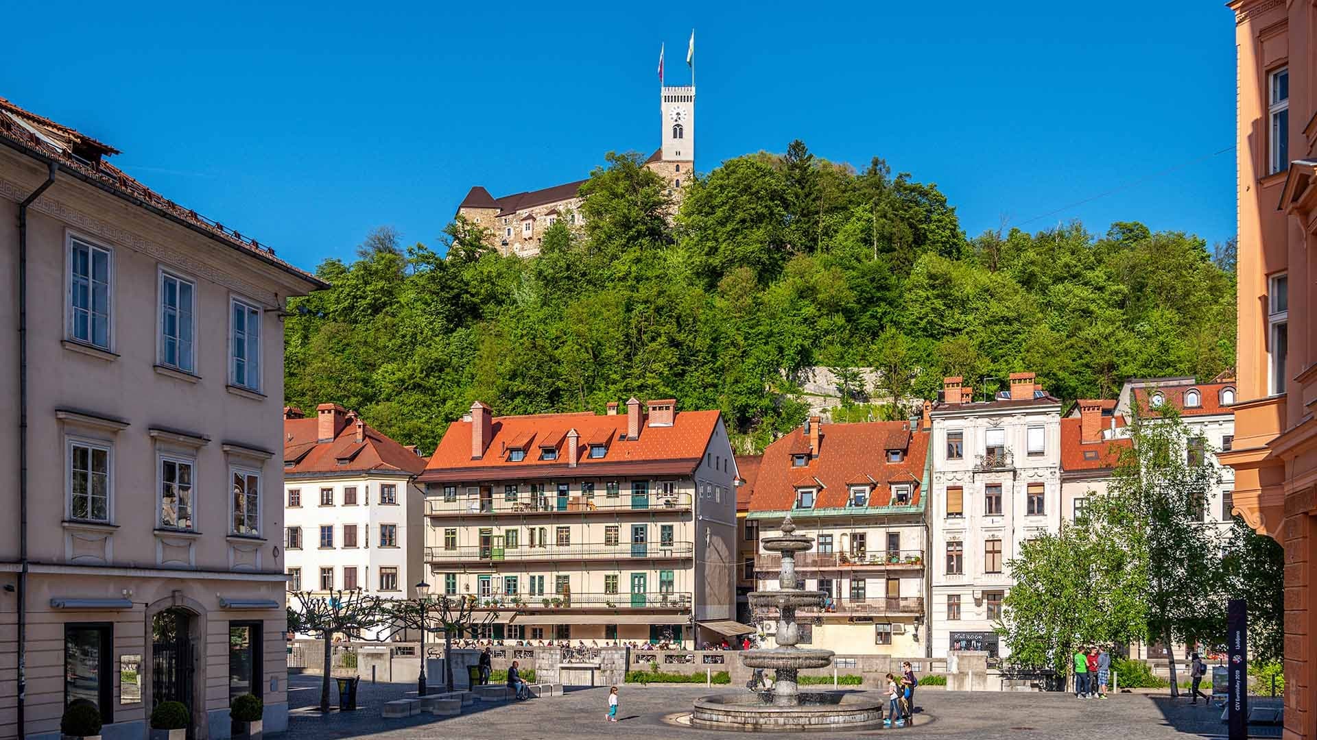 Urban Walkthrough with Ljubljana Tourism in Ljubljana
