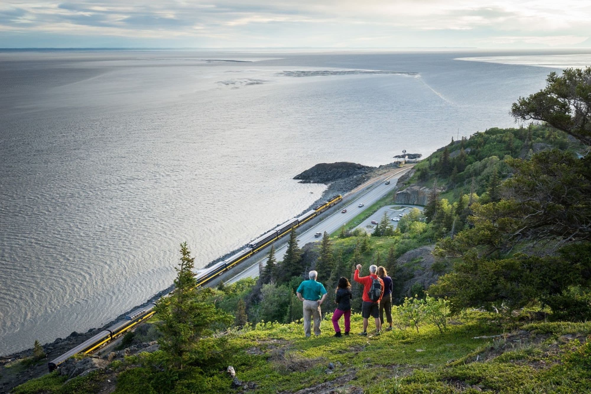 Private Guided Hiking in Chugach State Park, Alaska