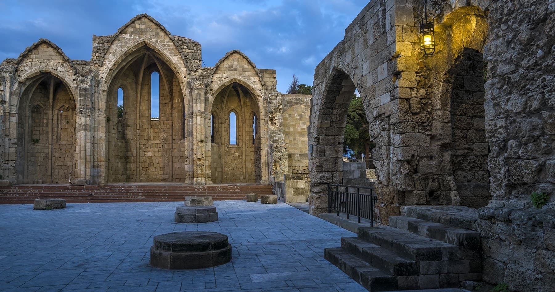 Historical Land Adventure: Rhodes Essentials Tour and Jewish Heritage