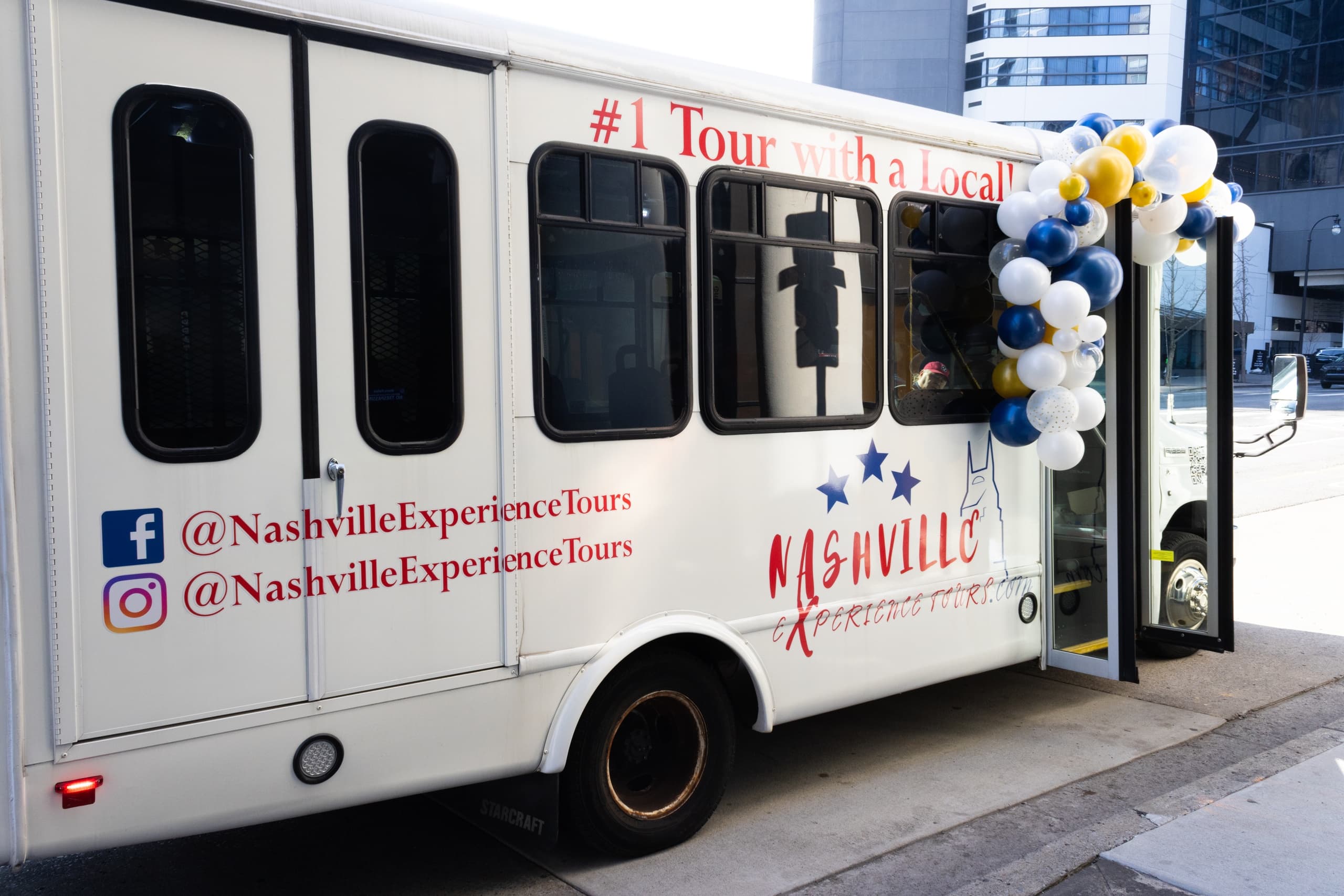 Nashville Experience Tours fleet