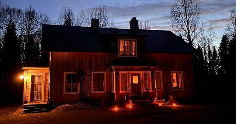 Halloween Ghost Tour at Spökprästgården & Vandrarhemmet
