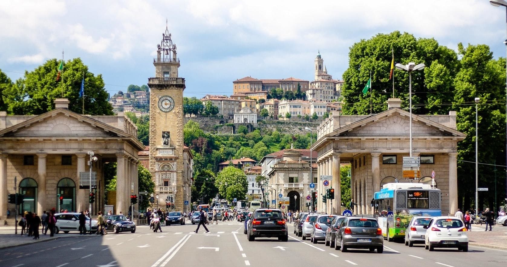 Bergamo Walking Tour with Hidden Experiences