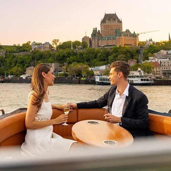 Private Yacht Cruises on the St. Lawrence — Experience Quebec sur votre Yacht Privé