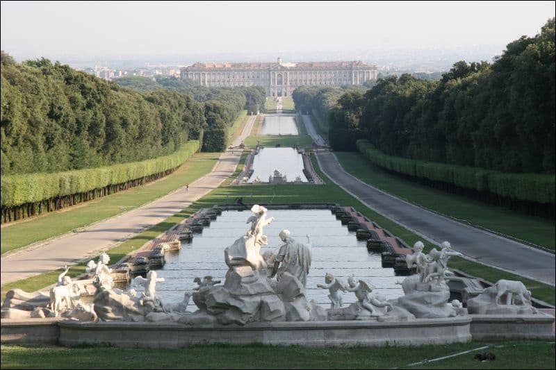 Private Royal Palace Tours with Askos Tours in Campania