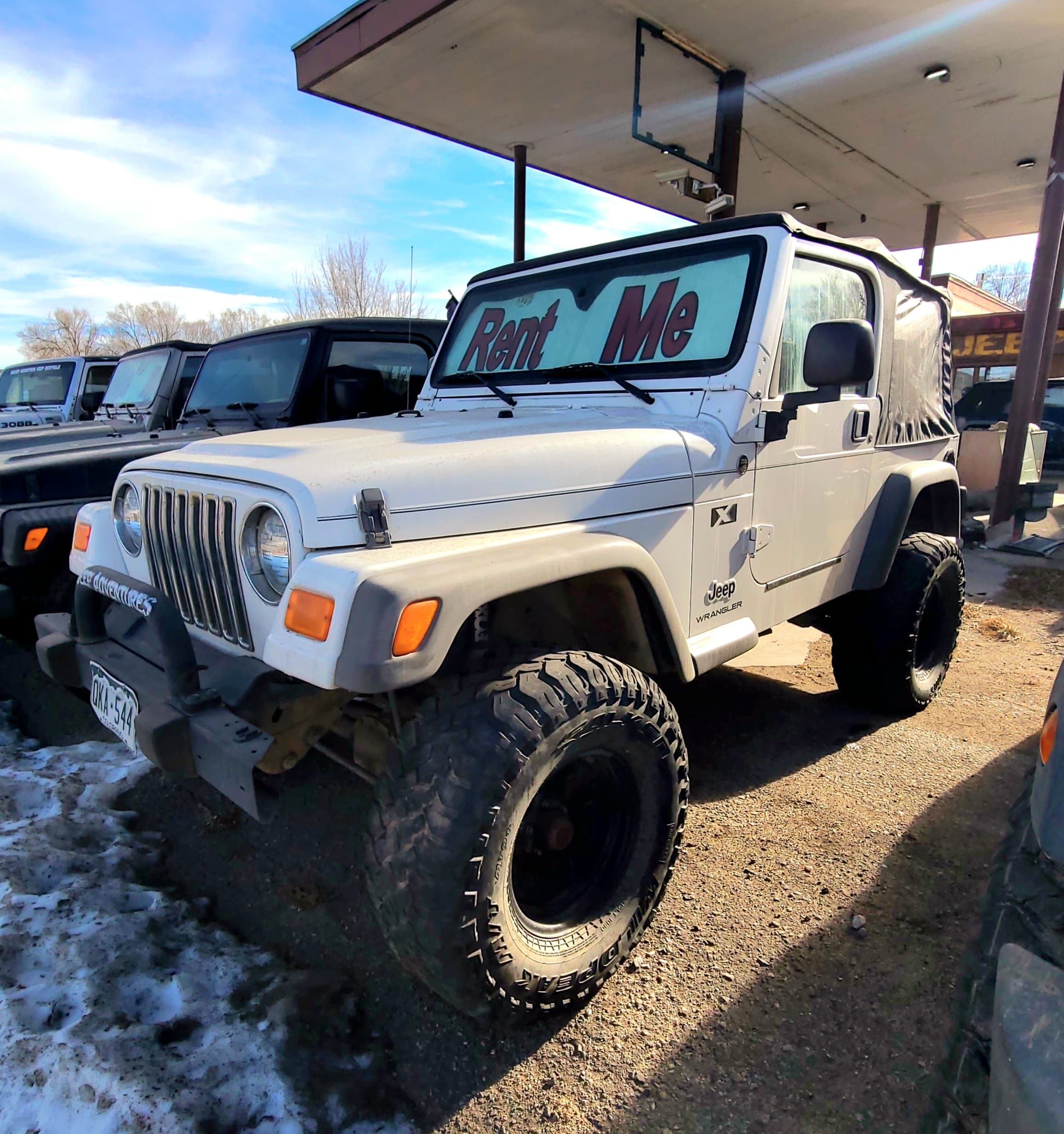 White 2 Door Wrangler TJ - Bumble