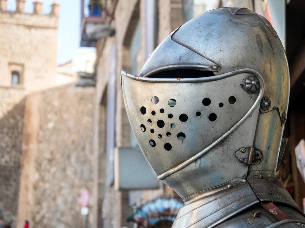VIP Private Car Tour and Cultural Walk in Toledo
