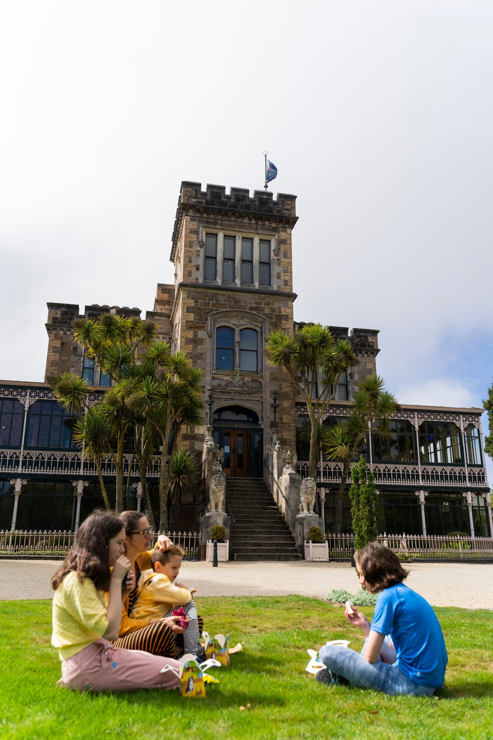 City & Heritage Tour with Rams Bottom Tours in Dunedin