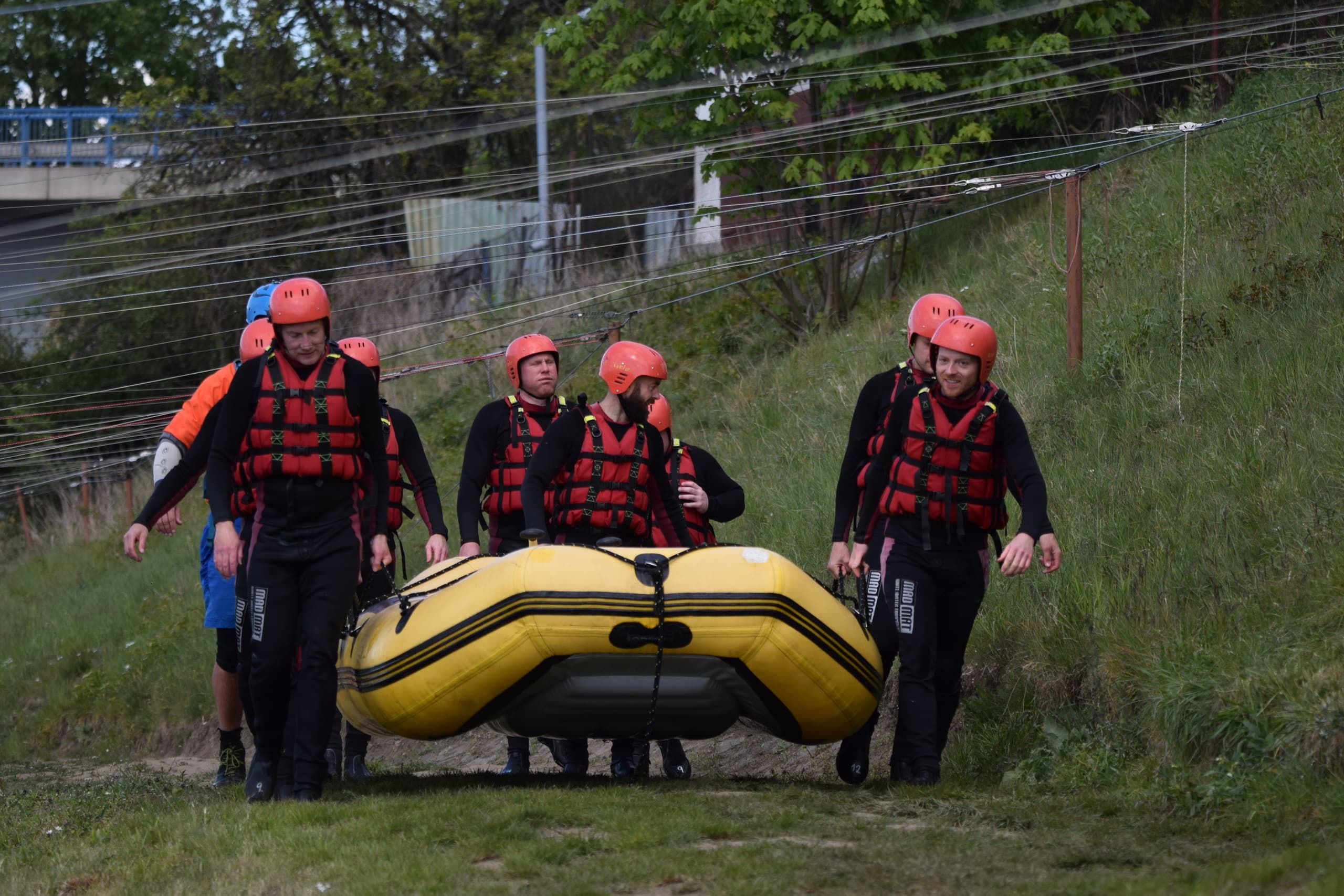 Extreme Rafting in Veltrusy: Prague Whitewater Slalom and the Washing Machine photo 4