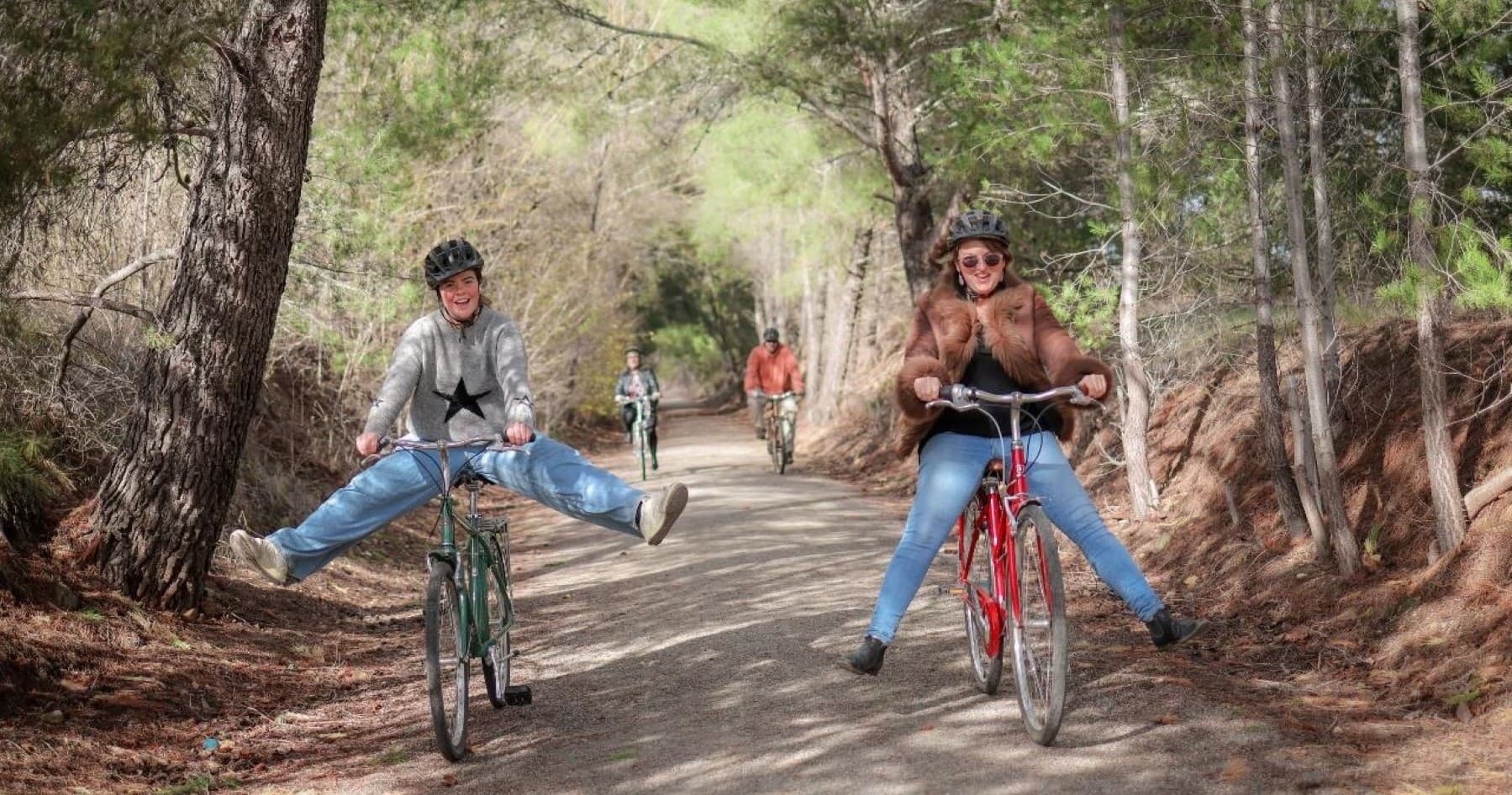 Cycle the Riesling Trail: E-Bike Wine Tasting in Clare Valley