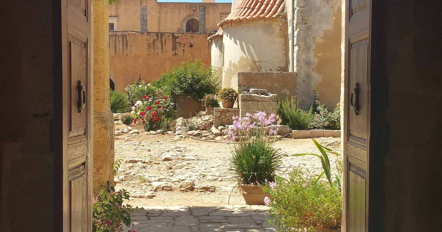 Rethymnon E-Bike Tour & Lunch with eBikes Rethymno