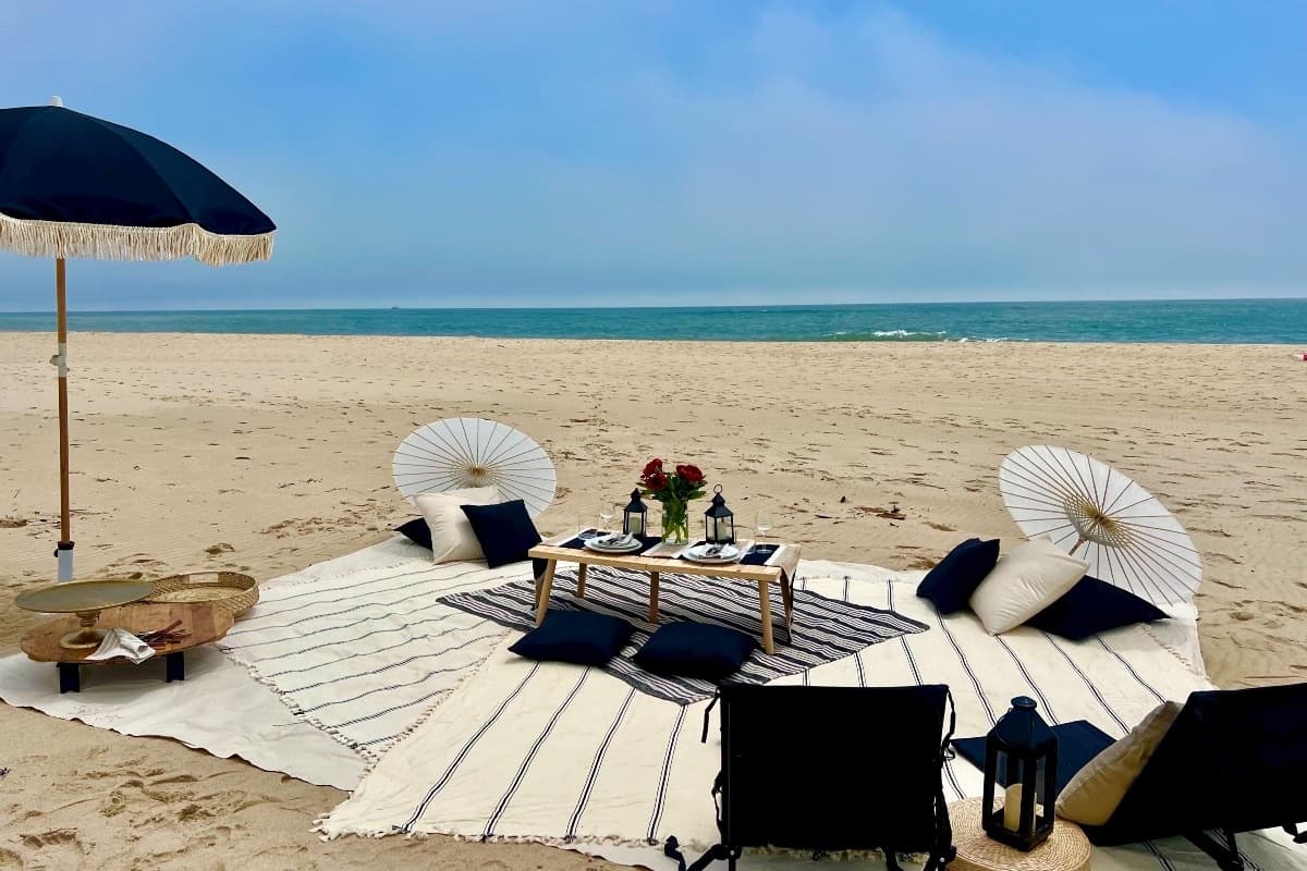 Hamptons Beach Picnic by Wings Air Helicopters
