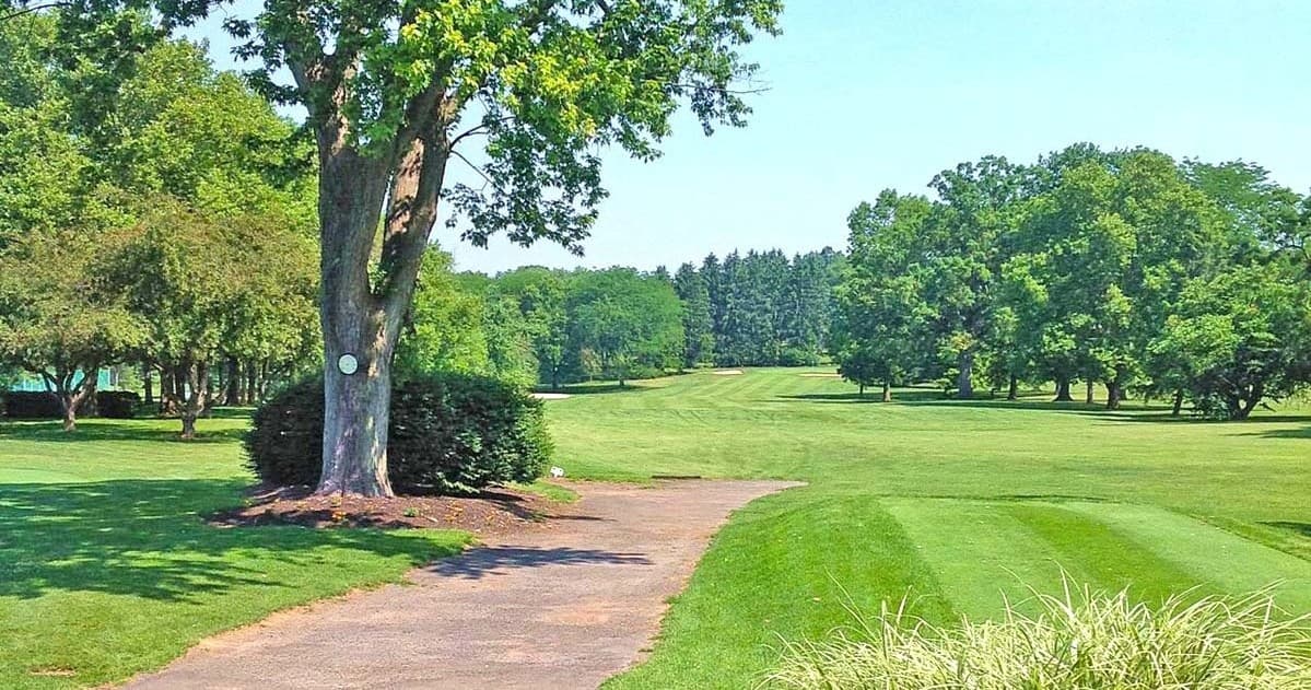 Golf Outings at Berkleigh Golf Club: A Premier Land Adventure