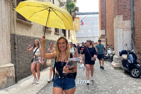 Cultural Walking Tour of Verona with Free Tour Italia