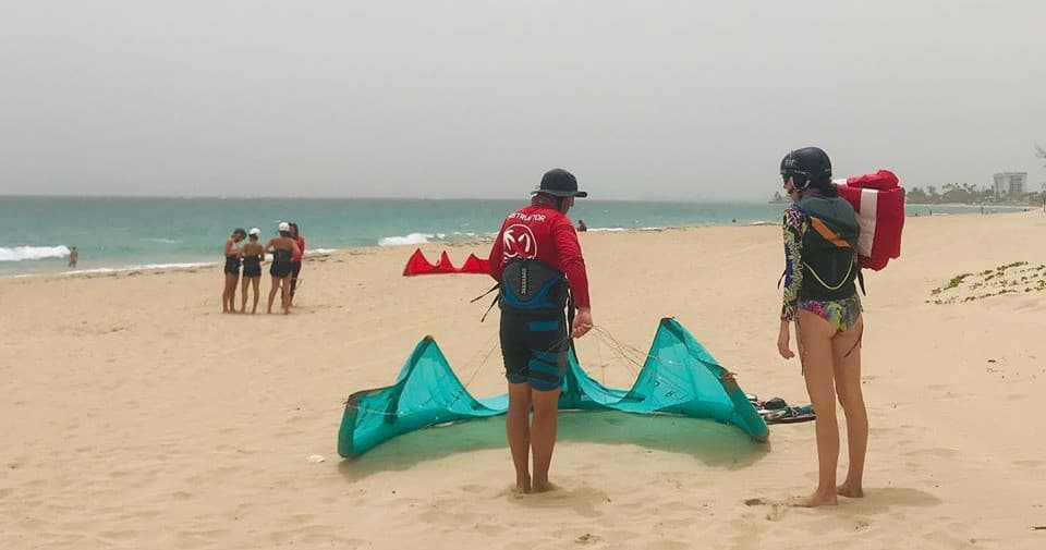 9 Hour Private Kiteboarding Lesson in San Juan, Puerto Rico