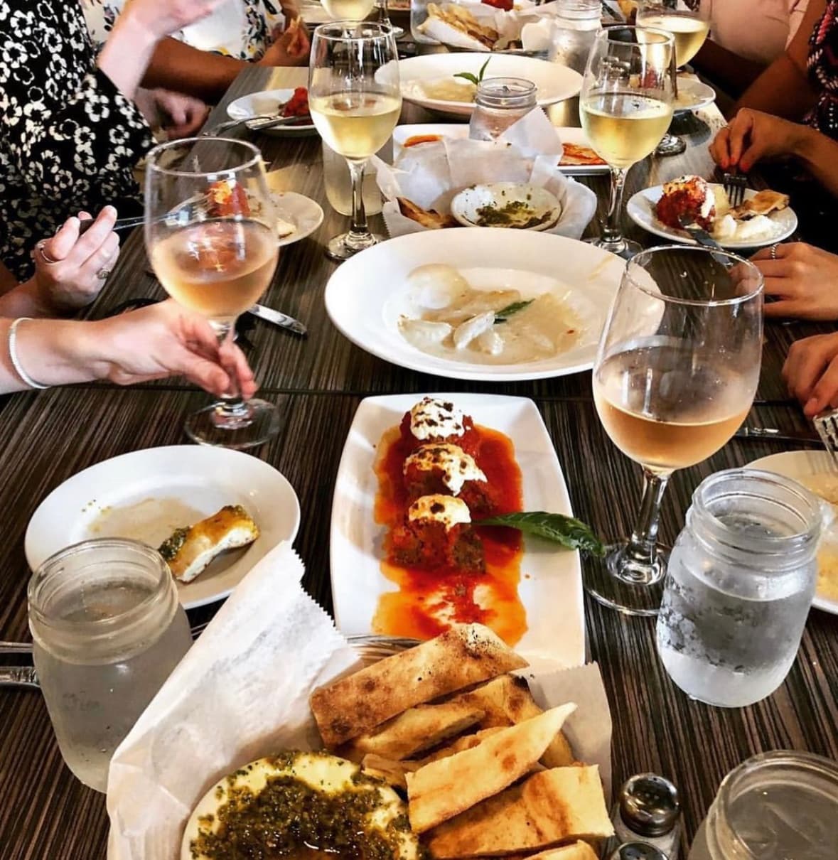 Savor Old Town Alexandria: A Culinary Journey Through History and Flavor
