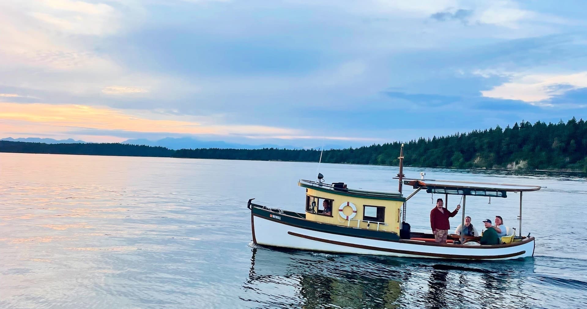 Winter Sailing Serenity with Olympia Sailing Company