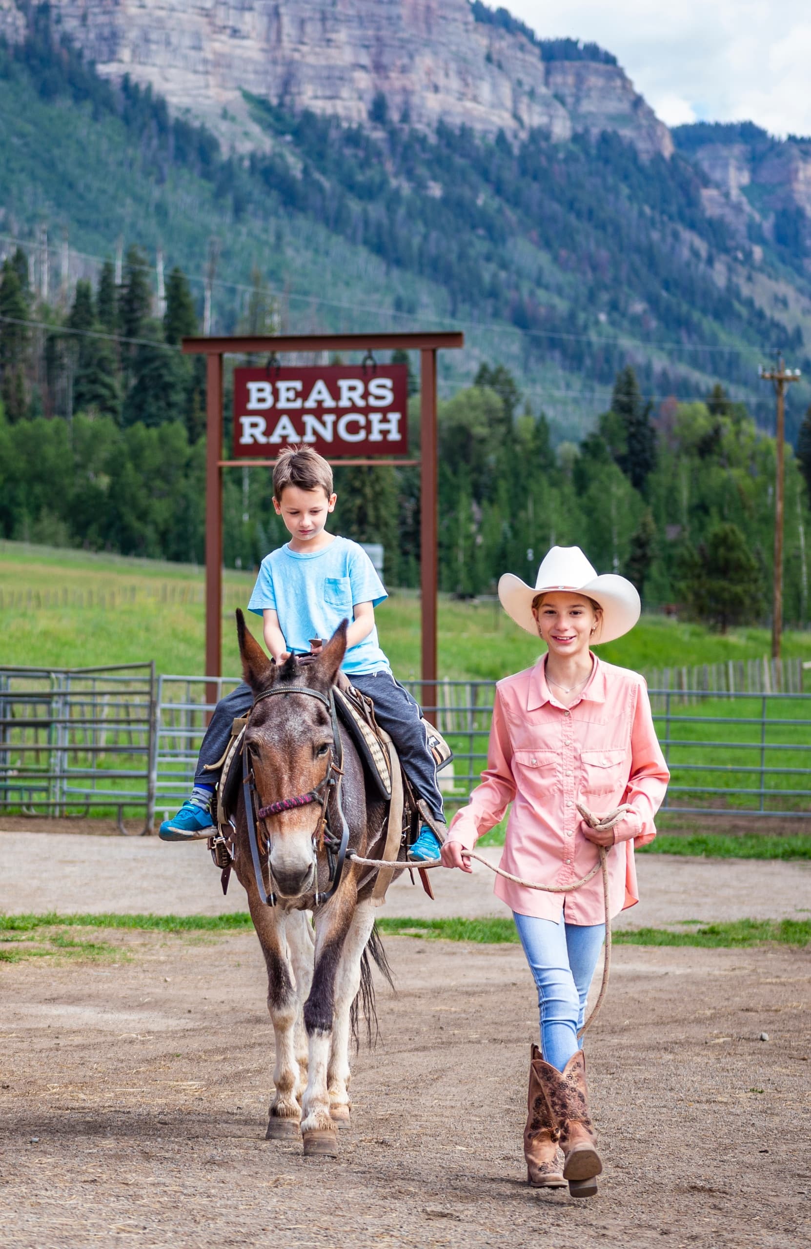 1 Hour Private Horseback Ride in Durango, Colorado