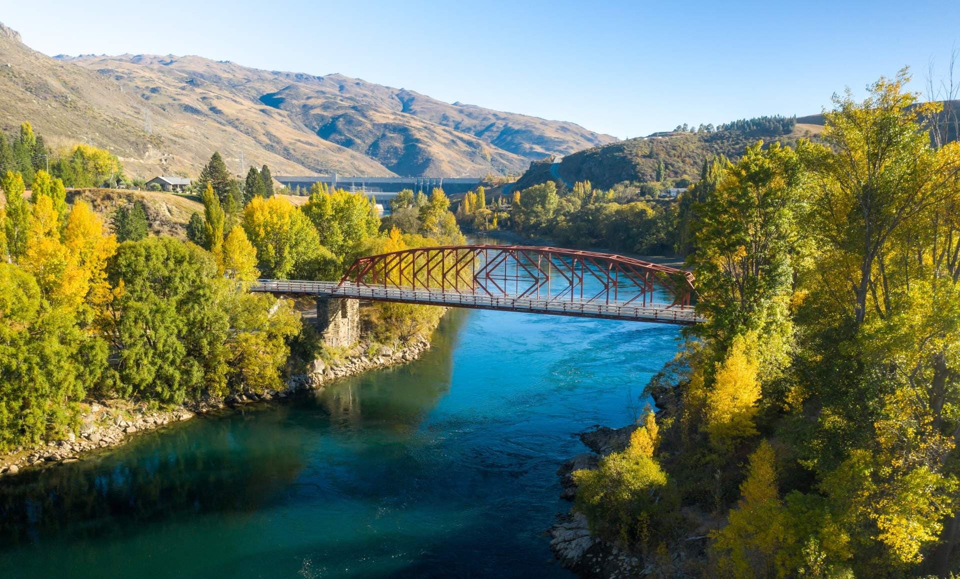 Explore Central Otago’s Scenic River Loop: E-Biking the Mata-Au and Otago Central Rail Trail