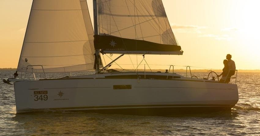 Jeanneau 349 Bareboat Sailing Adventure in San Diego